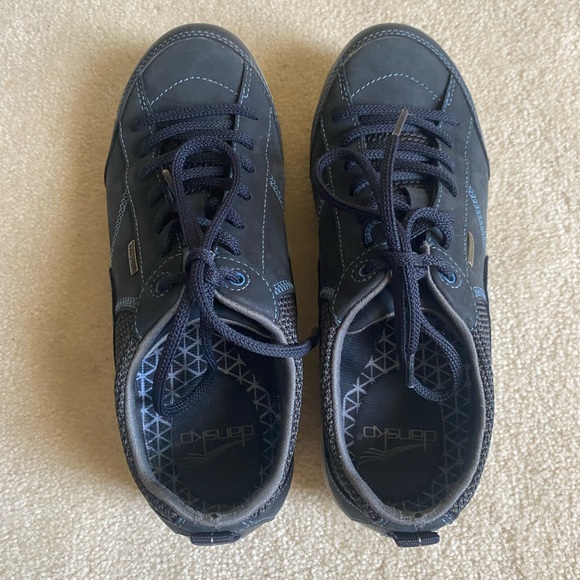 Dansko Paisley Shoes Blue Leather Waterproof Sneakers Vibram Womens SZ 37 US 7 - Picture 4 of 6